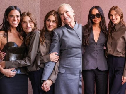 Xuxa, Bruna Marquezine e Sabrina Sato prestigiam desfile da marca de Sasha Meneghel